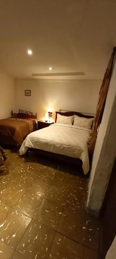 Villa Del Rosario Hostal クエンカ ゲストハウス